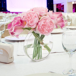 Simple and Stylish Glass Vase, Transparent Water-Cultured Flower Arrangement, Rose Lily, Creative Flower Arrangement for Dining Table, High-End Light Luxury Ornament