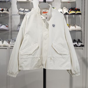 
Li Ning Women's Sports Trench Coat 2025 Spring New Fashion Trend Repellent Water Splash Jacket AFDV150