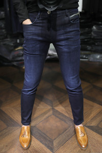 Low key plain version mainstream minimalist deep blue comfortable slim legs, high elasticity slim fit, small foot zipper decoration jeans for men