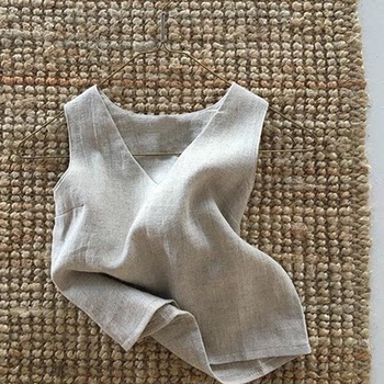 French linen V-neck sleeveless vest