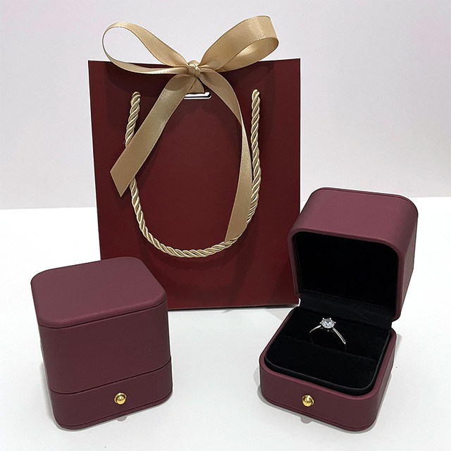 High-end jewelry box, wedding ring, necklace, bracelet, jewelry box, earrings, earrings packaging box, pendant gift box