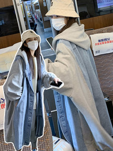 Middle -length denim trench coat women's spring 2022 new design sense niche stitching hooded jacket female worker dress top
