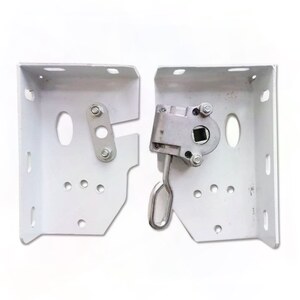 Telescopic awning accessories machine head mounting plate sliding screw square head round head machine head round hole piece rocker middle support
