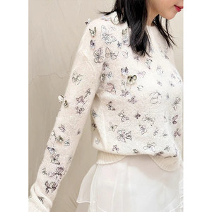 麦果时尚 甜美风重工立体蝴蝶刺绣圆领长袖薄款针织衫女宽松毛衣