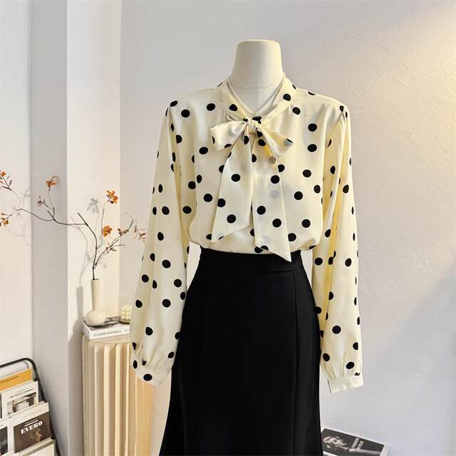Lace-up bow polka dot chiffon shirt for women 2025 spring new French temperament polka dot printed long-sleeved shirt top