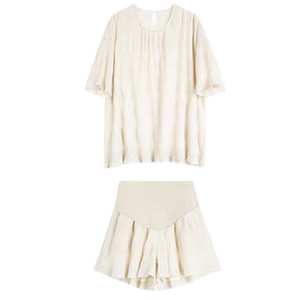 Maternity suit fashionable and fashionable short-sleeved thin textured top shorts two-piece set 2026 new summer women