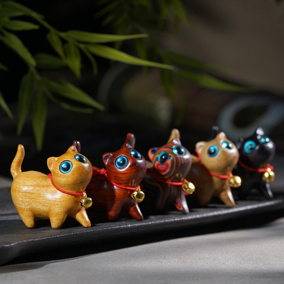 Sandalwood carving cute tilted cat bell cat little black cat playing ornament mini desktop healing creative simple