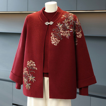 
Western-style plus velvet two-piece set, direct sales from the manufacturer at a loss