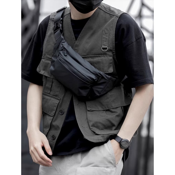 
French MlCANl KONS street fashion men's bag one-shoulder crossbody bag travel waterproof casual chest bag