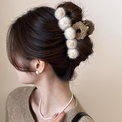 Autumn and Winter Plush Large Hair Clip for Women 2025 New Style High-End Hair Accessory for Thick Hair Bun Shark Clip Hair Grabber
