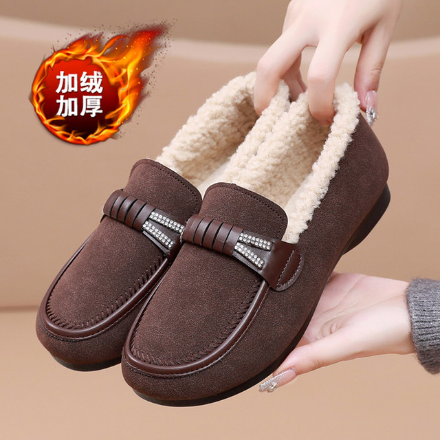 Old Beijing cloth shoes for women plus velvet mom cotton shoes winter non-slip soft sole warm grandma shoes flat casual beanie shoes