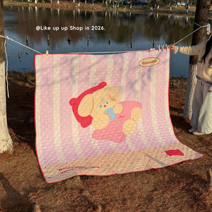 Thickening wild picnic cushion cushion outdoor outdoor pads with outdoor exposure camp picnic water protection spring tour tent lawn cushions