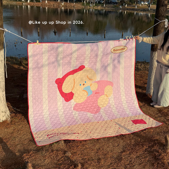 Thickening wild picnic cushion cushion outdoor outdoor pads with outdoor exposure camp picnic water protection spring tour tent lawn cushions