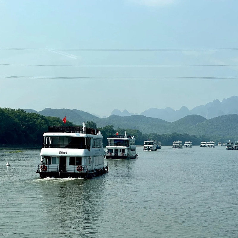 桂林旅游3天2晚跟团游漓江四星船阳朔龙脊梯田遇龙河相公山三日游