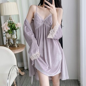 
Sexy pajamas for women 2025 new autumn gold velvet winter lace suspender nightgown with chest pad two-piece set