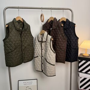 
Retro barn style! Lightly warm quilted! Diamond pattern quilting! Trendy warm and windproof vest for men and women in autumn and winter