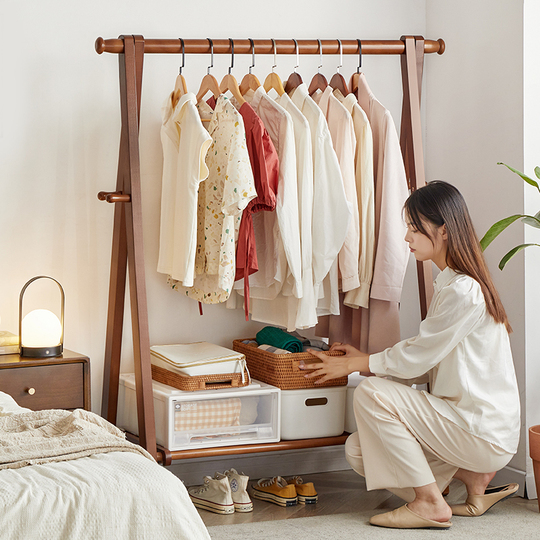 Fu di Solid Wood Clothes Rack - Light Luxury Bedroom Organizer