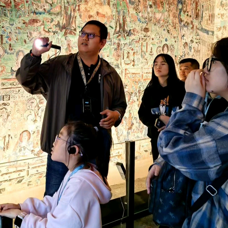 敦煌旅游 莫高窟陈列中心人工讲解荣志国团队 敦煌一日游 24H接站
