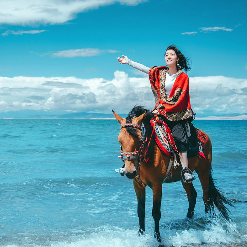 含门票+8人团 青海旅游7天6晚察尔汗黑独山青甘西北大环线跟团游