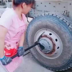 Tire Hook, Tire Remover, Special Pry Bar Tool for Large Vehicles to Remove Dual Tires, Tire Repair, Tire Removal Tool, Tire Disassembly Tool