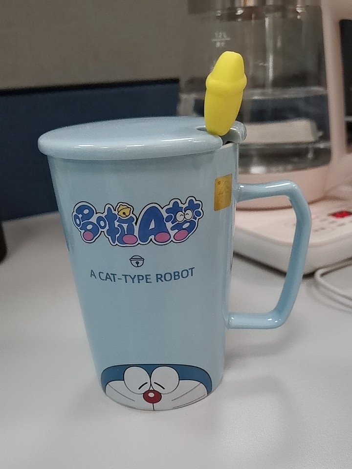 哆啦A梦陶瓷马克水杯子