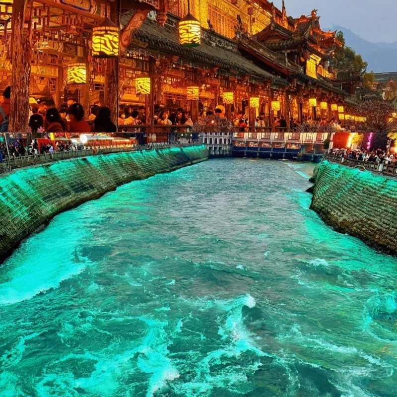 成都出发5天自由行熊猫基地都江堰三星堆武侯祠博物馆住亚朵酒店