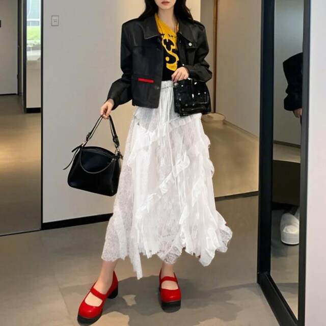 Retro spliced ​​lace white skirt for women 2025 spring new fluffy cake skirt mesh slim A-line long skirt