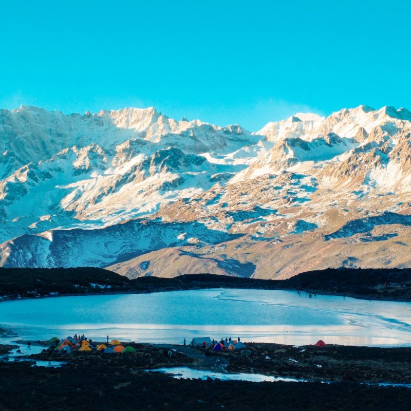 川西野马海子徒步·野马海子折多山蓝冰海子中谷村温泉轻奢3日游