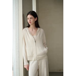 
MAISON CECILE classic three colors/two versions of soft, casual, warm and versatile cashmere hooded suit