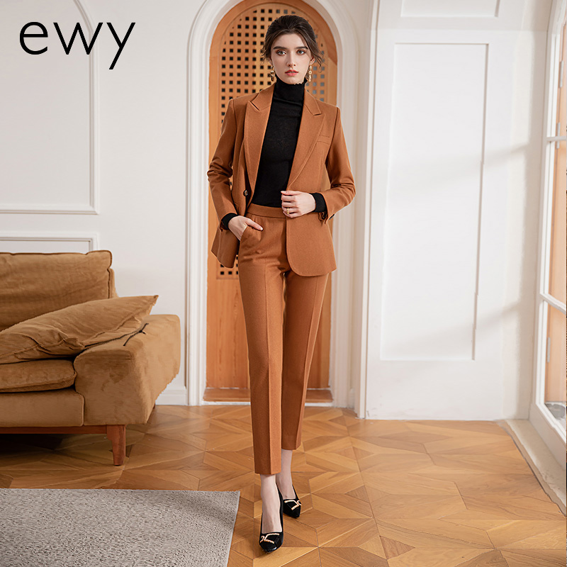 EWY CAMEL WOOL SUIT  ..