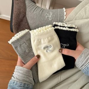 
2025 new style miu style bow socks for women's mid-tube socks spring, autumn, summer, Japanese cute lace stockings