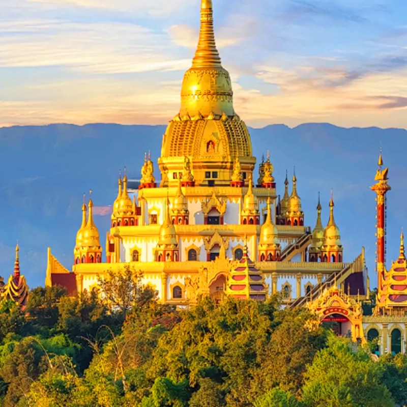 云南-昆明腾冲芒市瑞丽6天游和顺侨乡银杏村傣族古镇纯玩跟团游