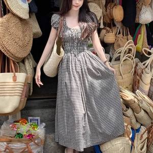 
Korean version of chic summer retro niche design high waist temperament slim A-line skirt plaid long dress for women