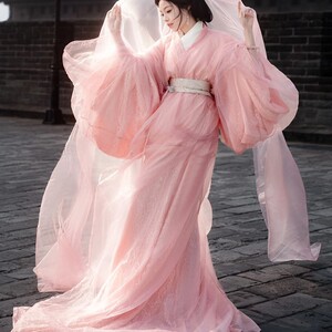 
New style [Sakura Lost] Spring and Summer Hanfu Pink Warring States robe restored sweet lace daily fairy spirit large volume straight hem