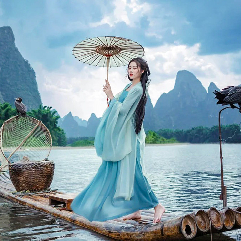 9人小团三四星船游漓江桂林阳朔纯玩3天2晚 遇龙河象鼻山古东瀑布