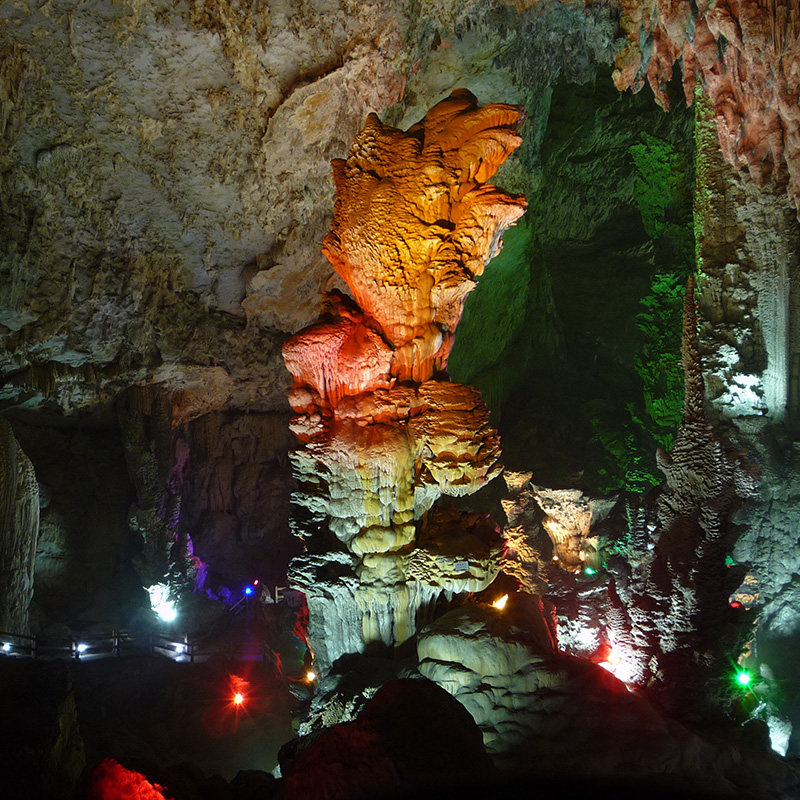 8人纯玩小团广西巴马百魔洞+长寿村+三门海一日游 含景区门票船票