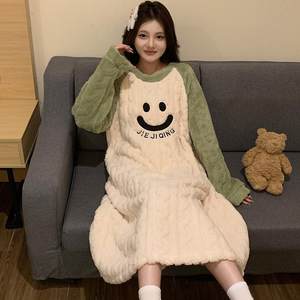 
Coral velvet nightgown for women autumn and winter plus size 200*0.5kg fat girl plus velvet thickened warm flannel loose pajamas