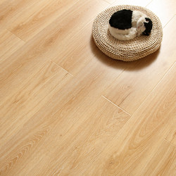 Reinforced Composite Wood Flooring, Imitation Solid Wood, Waterproof and Wear-Resistant for Home Use, Suitable for Indoor Heating, Environmentally Friendly, 12mm, Nordic Minimalist Style