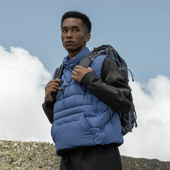 
Halcyon outdoor lightweight special-shaped structure high-pole 90 white duck down vest men's warm vest jacket