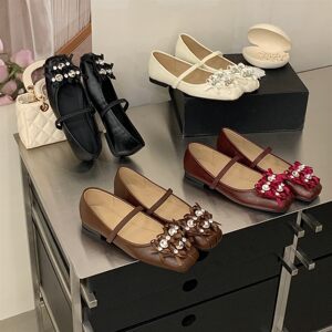 
Bow rhinestone Mary Jane shoes for women, flat buckle, shallow mouth single shoes, beautiful matching skirt, shoes, genuine leather square toe