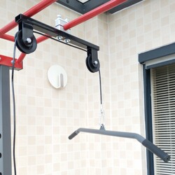 Patent LAOSHU DIY Modified Fitness Equipment Pulley High Pull-Down Small Bird Machine for Chest and Back Exercises