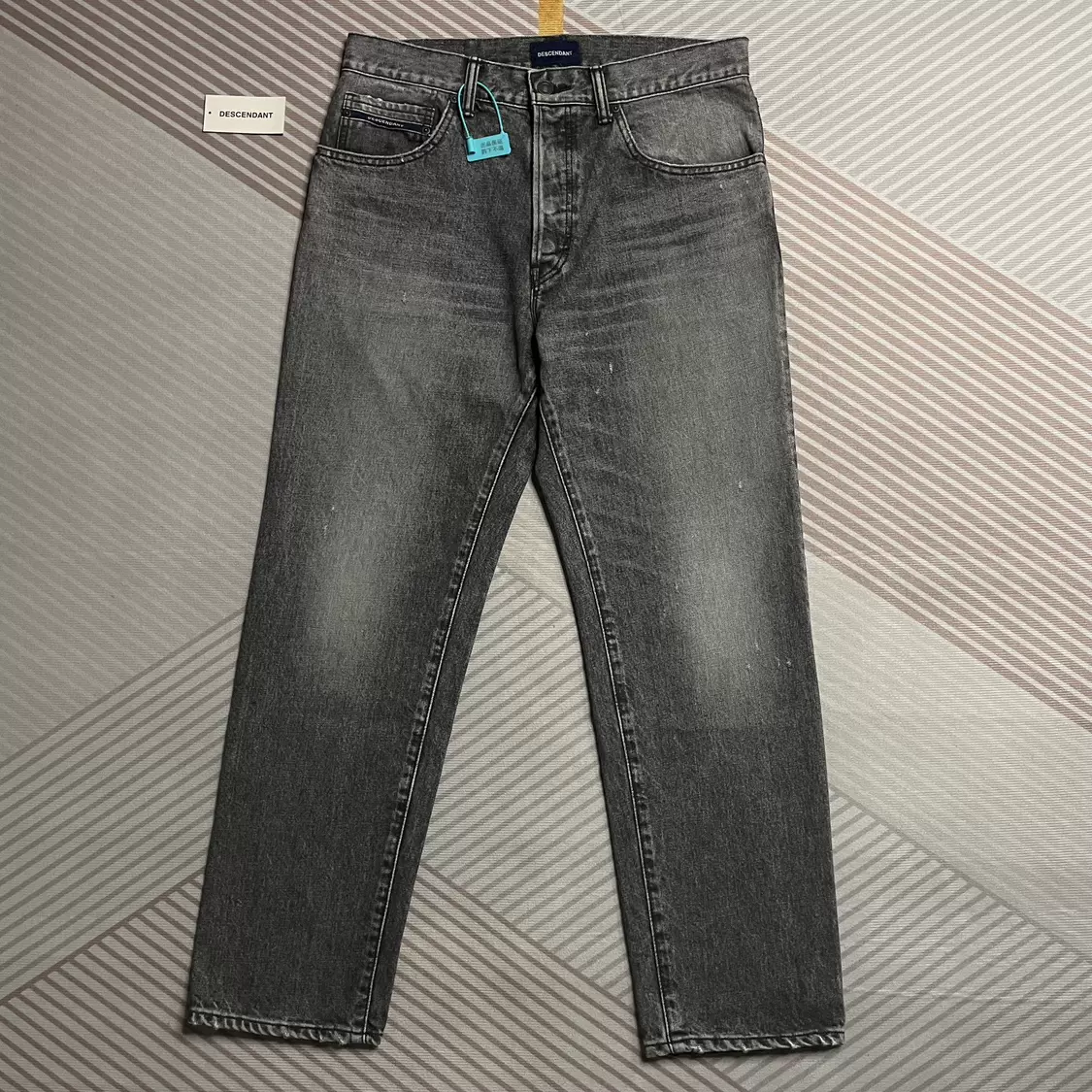 DESCENDANT 19SS 1986 JEANS 黑灰色水洗破坏牛仔裤直筒2码近新同-Taobao