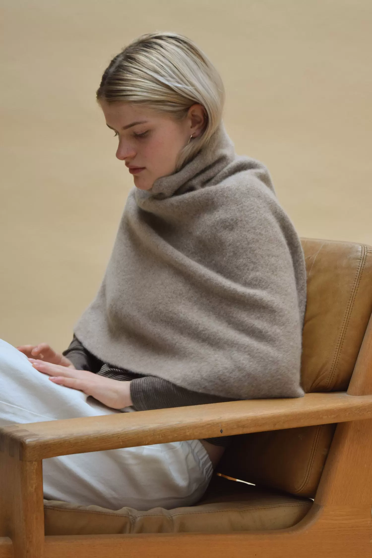 英国代购cecilie telle 高领high neck Poncho 保暖纯色围脖