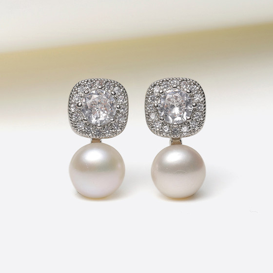 
Dara/Dara 8-9mm nuclear-free extremely bright freshwater pearl earrings simple and versatile high-end earrings