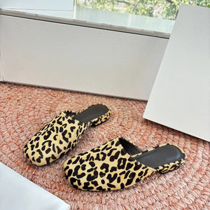 
Leopard print furry version~French light style round-toe mules for women's summer outer wear, toe-toe slippers, fashionable low-heeled half slippers