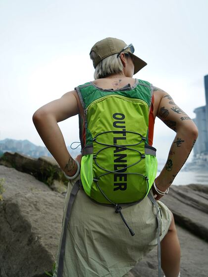 
<Wilderness Gravity> Outdoor cross-country bag breathable sports marathon hiking mountaineering lightweight backpack