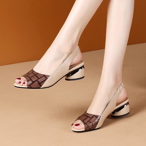 
2025 summer new fashion sandals for women's leather color-blocking fish-mouth shoes medium heel thick heel large size shoes empty straps