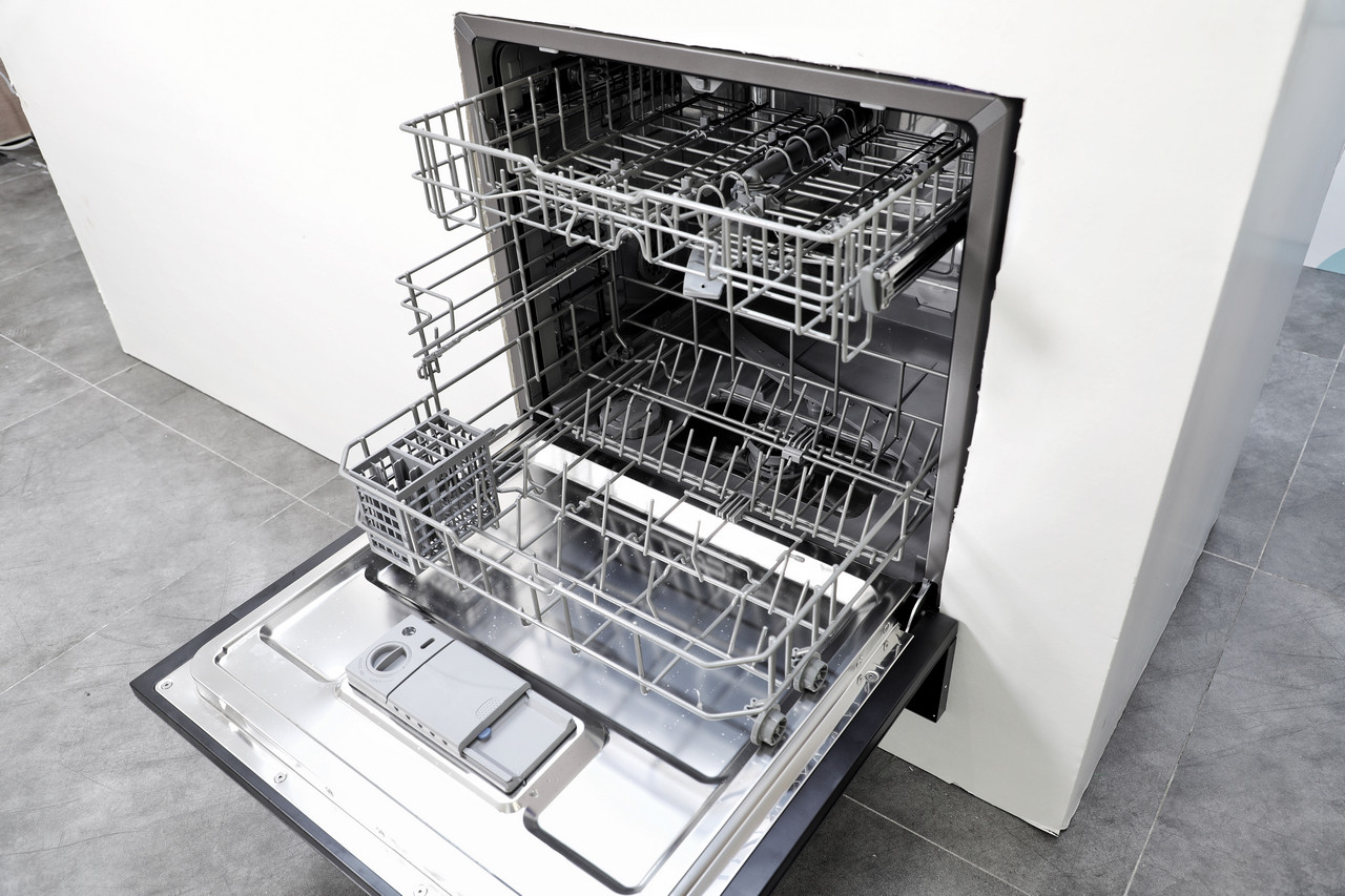 犄角旮旯全洗净,测华帝h7洗碗机