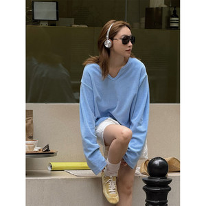 
MOERSHOP'Baby blue color is very healing' towel cotton high-waisted short long-sleeved v-neck spring sweatshirt