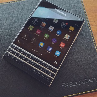 黑莓q30护照二代全键盘手机